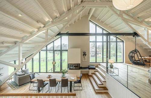 Traditional Architecture Meets Modern Design - Photo 1