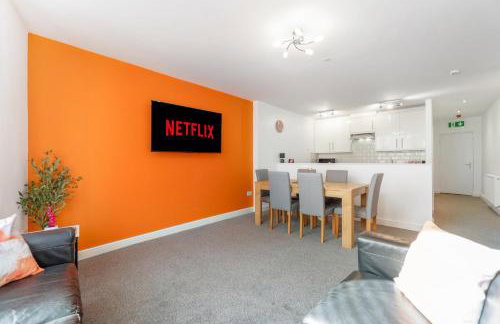 NEW! Stylish 5-Bed Apartment in Stockton-on-tees by Stay With Us, Perfect for Contractors & Large Groups, FREE Parking! - Foto 15