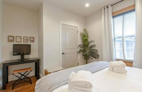 Amazing Amenities and Location - 1 Bedroom Condo - Foto 19