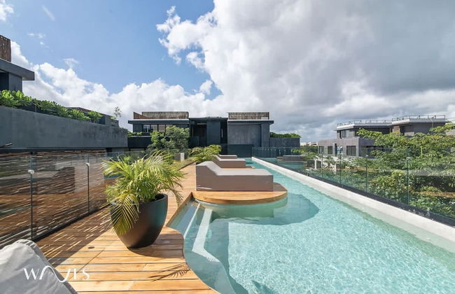 2BR w Private Pool - Steps Away From the Beach - Photo 1