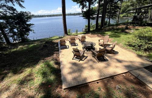 Spacious Modern Cabin on Toledo Bend Lake with Gorgeous Deck and Patio for an Amazing Family Getaway in Hemphill, Texas - Foto 27