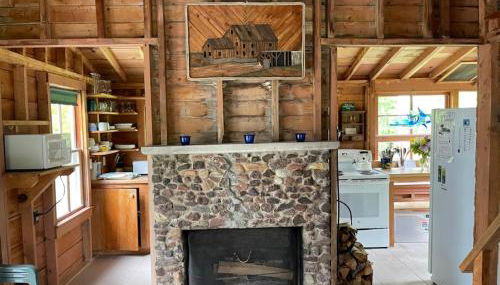 Waterfront Wildflower Cottage with Private Dock! - Foto 4