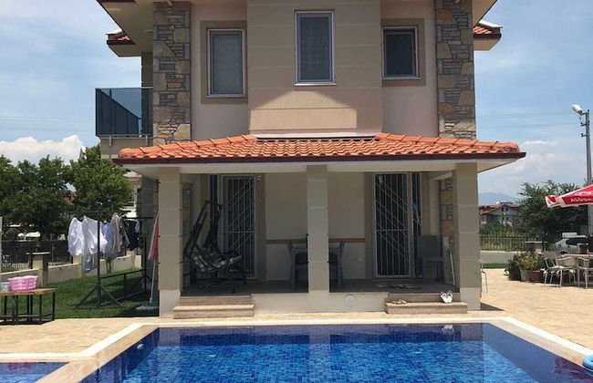 Inviting 4-bed Villa Nil Dalyan With Child Pool - Photo 1