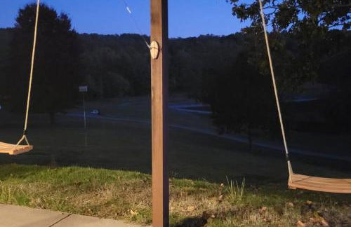 LI Airbnb - NWA mt bike, hike, and golf retreat - Foto 59