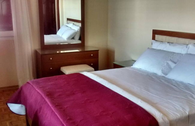 Immaculate 4-bed Apartment in Larnaca - Photo 9