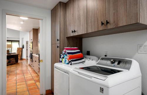 Exclusive Boulders Retreat near Downtown Cave Creek hiking scenic views. - Foto 21