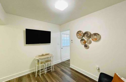 Sleeps 3, Cozy, Boho Style, in the heart of Miami -free parking - Foto 9