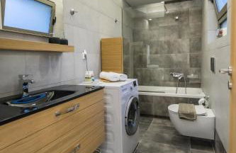 Le Mar Luxury Apartments by Checkin - Photo 40