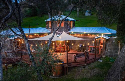 New Listing- Hobbit House @ Yosemite w/spa/firepit/unique - Foto 1