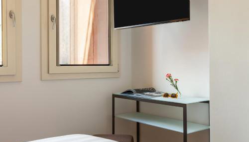 Roma Luxury Apartment - Photo 4