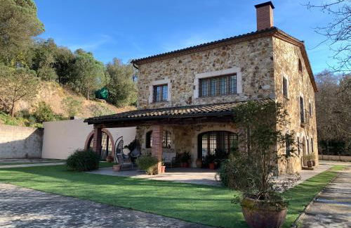 Magnífica Villa Familiar Con Piscina a 8Km Playa - Photo 1