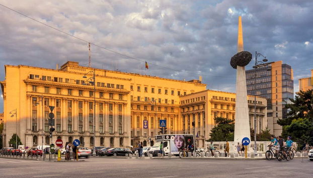 Guided Tour of Bucharest - Photo 2