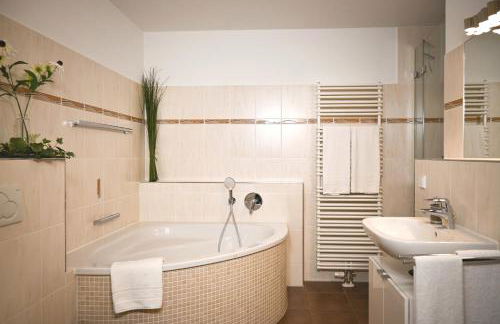 An der Freihaushöhe - Foto 12