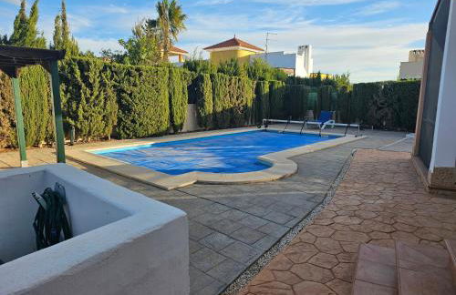 Private Pool- Rooftop Terrace & Bbq- Aircon - Foto 1