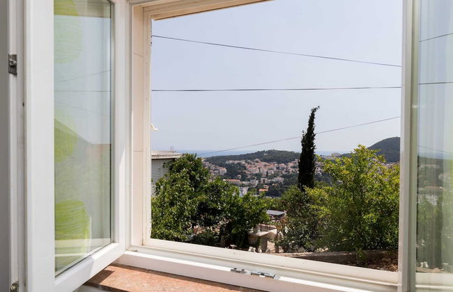 Apartment Semi - One Bedroom Apartment With Terrace and Sea View - Photo 24