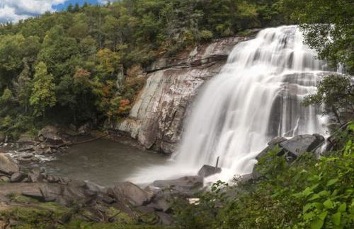 Walkable Downtown 5BR - Hot Tub and Resort Access - Foto 32