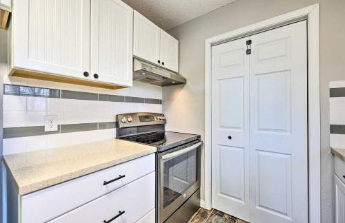 Cozy Beaver Lake Cabin with Waterfront View and Kayaks - Foto 11