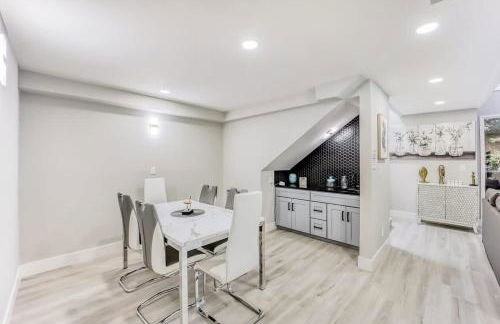 Luxury Family Home w AC and Patio near Meta and Stanford - Foto 11