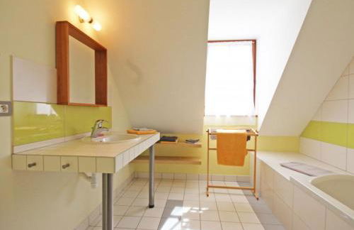 Gîte familial 12 pers., animaux acceptés, à l'orée de la forêt - FR-1-497-18 - Foto 14