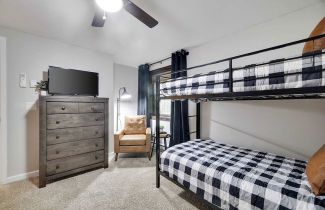 Moshannon Tree-lined Pocono Retreat w/ Hot Tub, Firepit & Pool Table - Photo 35