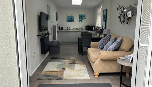 Self-Contained Holiday Accommodation in the Heart of Easingwold with Parking - Foto 2