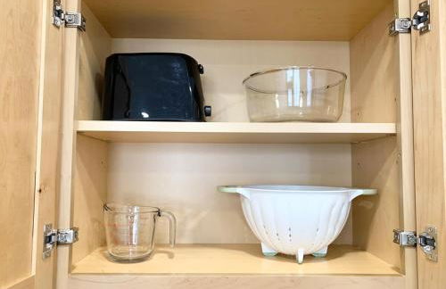 Comfy Cozy 2BD-2BA apt in Federal Hill - Photo 11