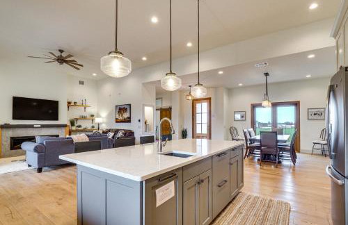 Large Group Getaway in Georgetown with Private Pool! - Foto 9