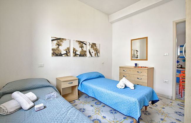 Complesso Azzurro 2 Near The Beach - Photo 2