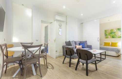 Universidad en Madrid - Photo 8