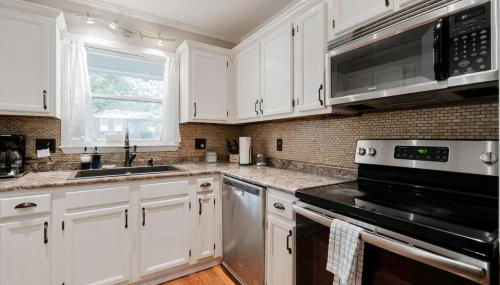 Dutch Creek Cottage- 10 mins to Lake Murray! - Foto 3