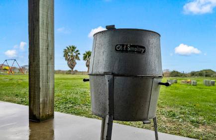 Sand Dollar Beachside 3BR Retreat, Ocean Views, Firepit & Pet Friendly - Foto 47