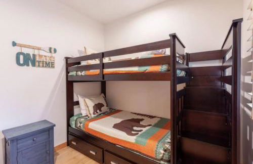 Hillside Hideaway - game rm - master spa - Luxury - Foto 34