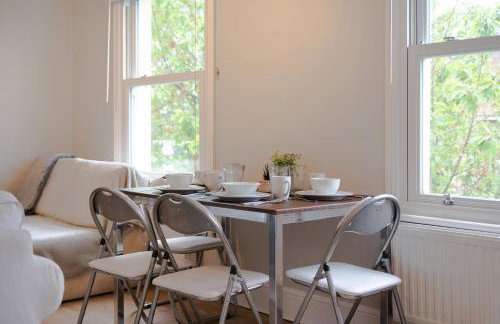 Cosy 2 Bed in Kensington Olympia - Foto 11