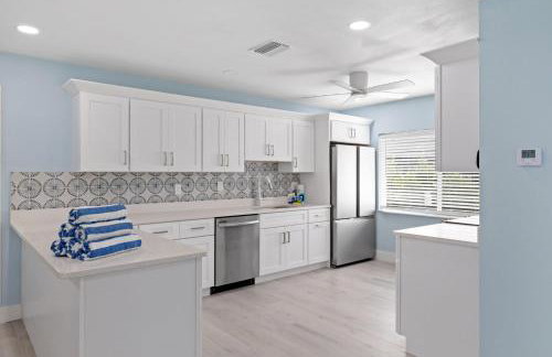 Palm Retreat - 3BR Cottage at the Palmview Inn of Sanibel Island with Bikes - Foto 3