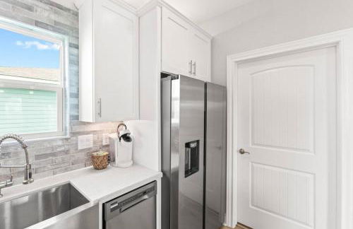 Family Friendly 3-Bedroom Coastal Escape - Foto 2