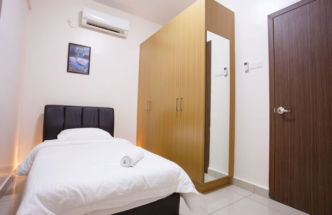 Mdm Woon's at D'Secret Garden - Photo 9