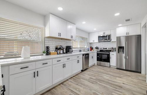 Frisco Getaway Hometel w the Spa and Outdoor Kitchen - Foto 28