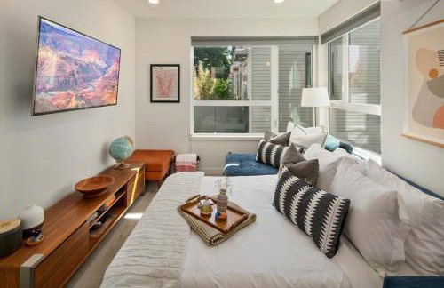 Perch - Urban Abode 18 - Photo 9