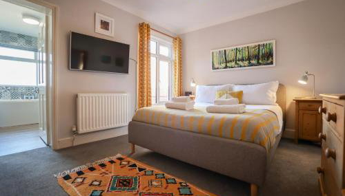 Vibrant 2 Bed, 2 Bath Home, Just Minutes to Town! - Foto 2