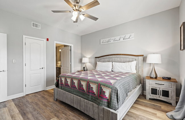 Eagles Landing 1BR Heaven - Photo 7