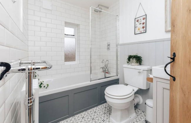 The Poppies - From 150 Per Night - Photo 34