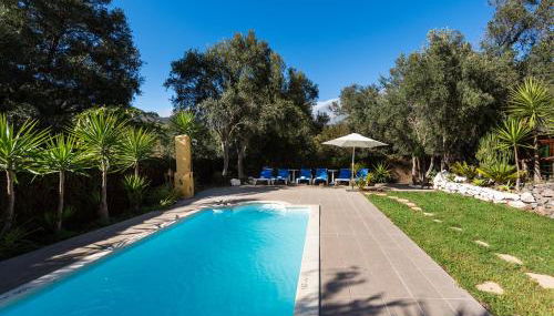 Bohemian Hideaway Finca - 2 unique houses with shared pool - Foto 2, Garden