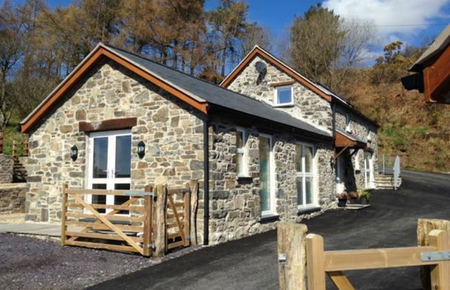 Bwthyn Clychau'r Gog - Foto 1