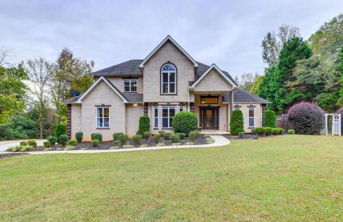 Spacious Stockbridge Manor Pool Table, 2 Kitchens - Foto 1