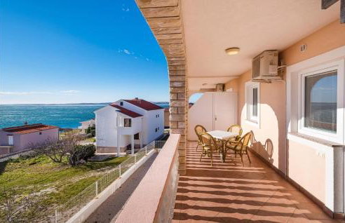 2 Bedroom Nice Apartment In Rtina - Photo 12