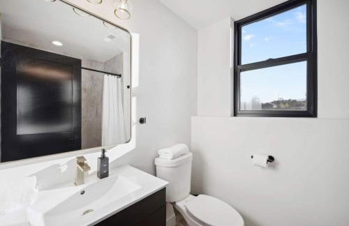 Modern Mountain House with Spa and Scenic Views - Foto 39