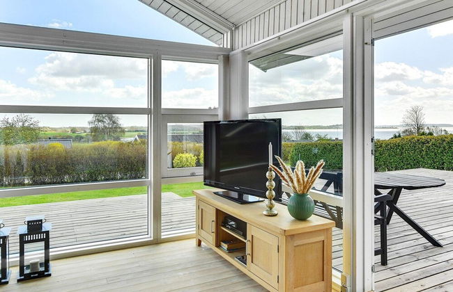 Spacious Retreat With Fjord View - By Traum Ferienwohnungen - Foto 31