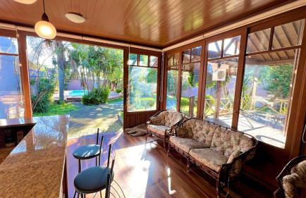 Ampla e luxuosa casa com áreas de lazer - Foto 28