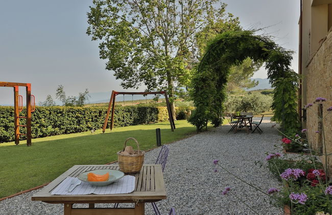 Olives and Vines all Season Villa - Photo 13