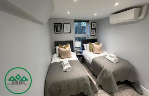 Aisiki Apartments at Stanhope Road, North Finchley, Airconditioned Multiple 2 or 3-Bedroom, Pet Friendly Duplex Flats, King or Twin Beds with Free WiFi - Foto 10